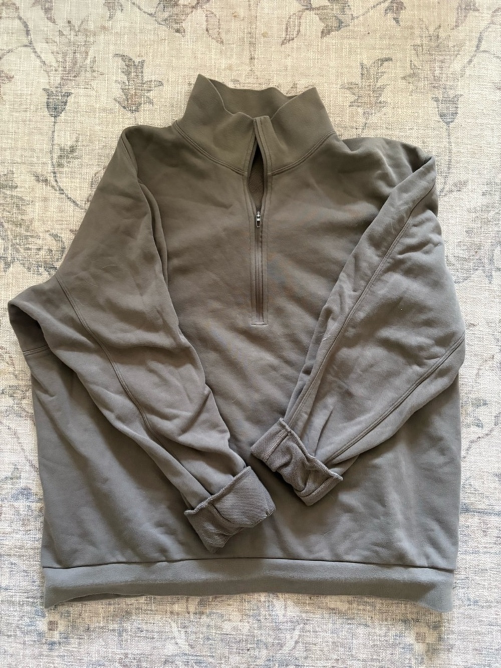 lululemon athletica Men's Quarter-Zip Pullover Sweatshirt - Olive Green